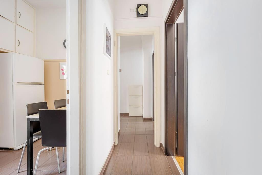 Apartment In The Middle Of Everything 雅典 外观 照片
