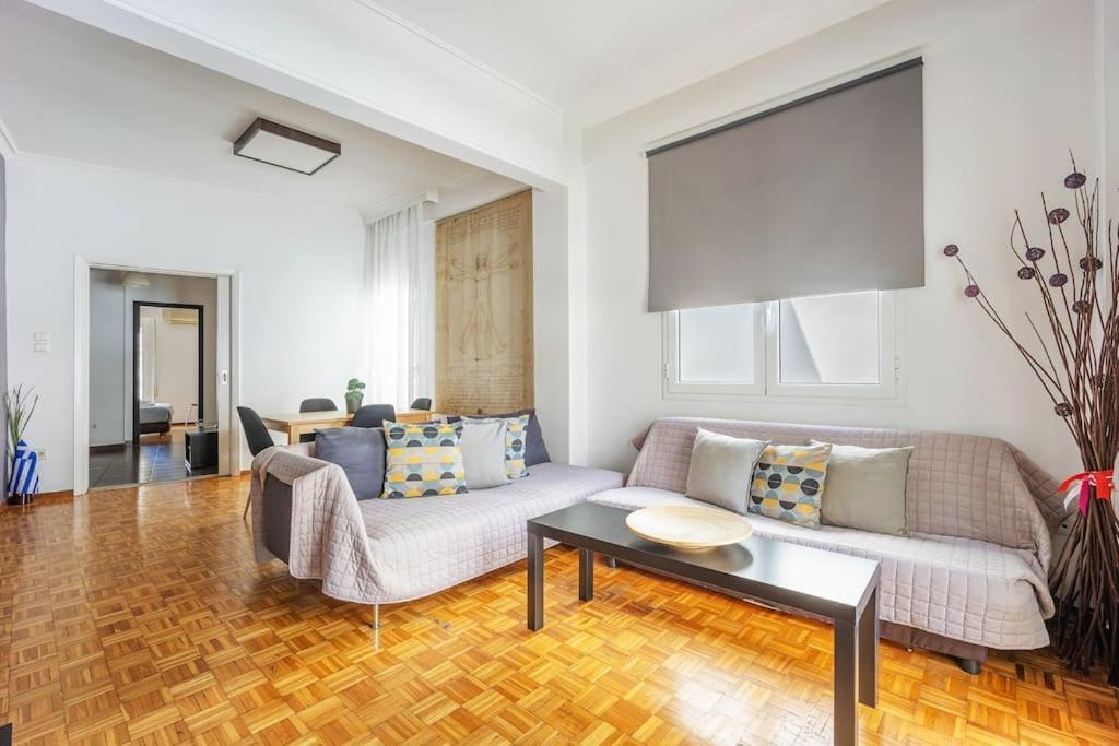 Apartment In The Middle Of Everything 雅典 外观 照片