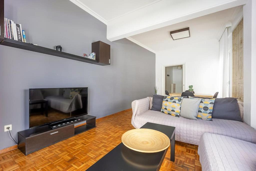 Apartment In The Middle Of Everything 雅典 外观 照片