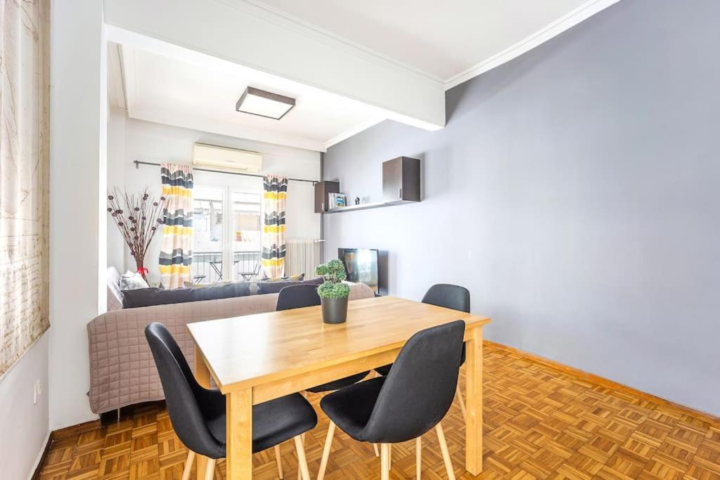 Apartment In The Middle Of Everything 雅典 外观 照片
